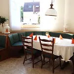 Отель Sarstedter Hof Зарштедт