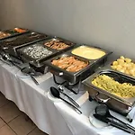 Отель Sarstedter Hof 2*