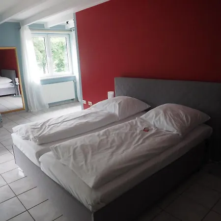 Sarstedter Hof 2* Зарштедт