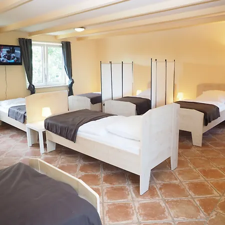 Sarstedter Hof زارشتيد