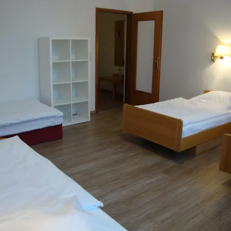 Sarstedter Hof 2*