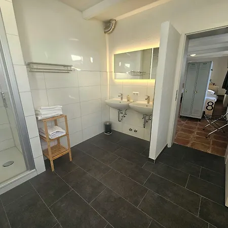 Hotel Sarstedter Hof 2*