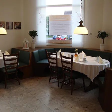 Отель Sarstedter Hof Зарштедт