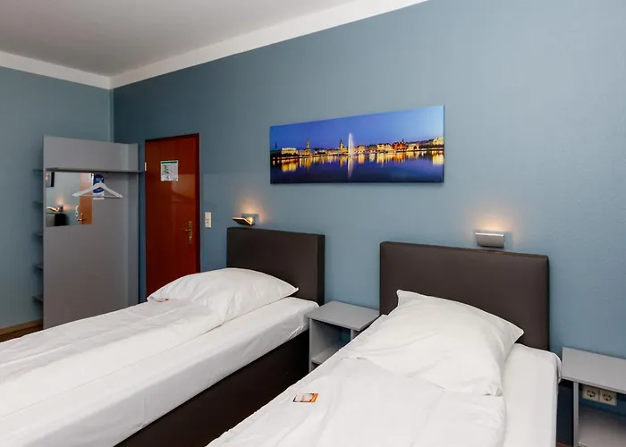 Sarstedter Hof 2* Зарштедт