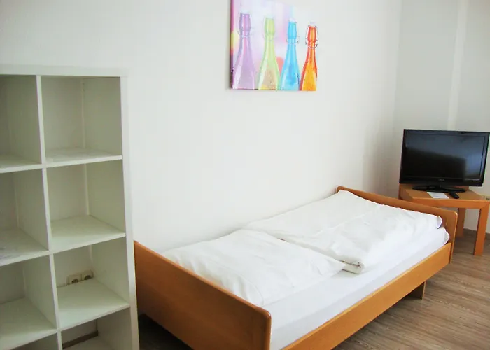 Sarstedter Hof 2* Зарштедт