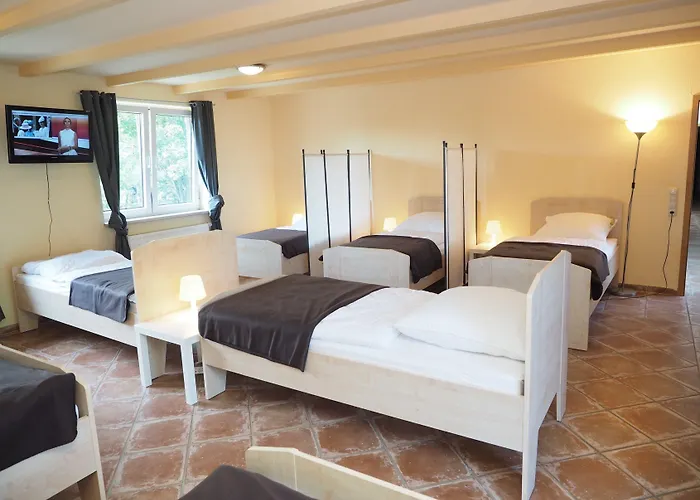 Sarstedter Hof Отель Зарштедт