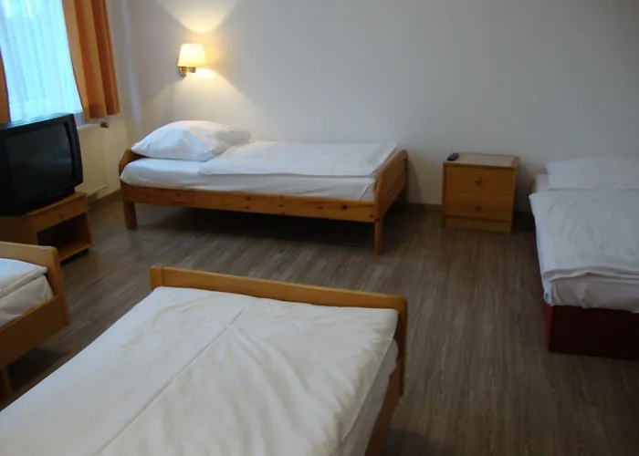 Sarstedter Hof 2* Зарштедт