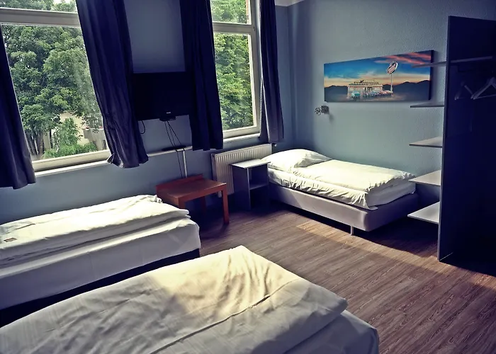 Отель Sarstedter Hof Зарштедт