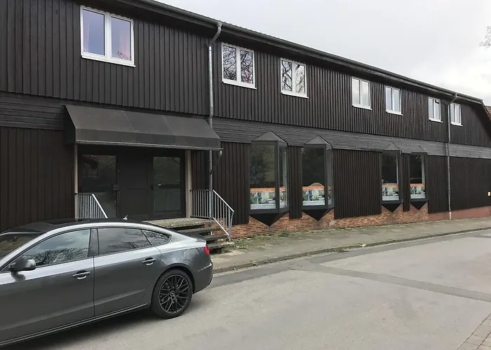 Sarstedter Hof Отель 2*